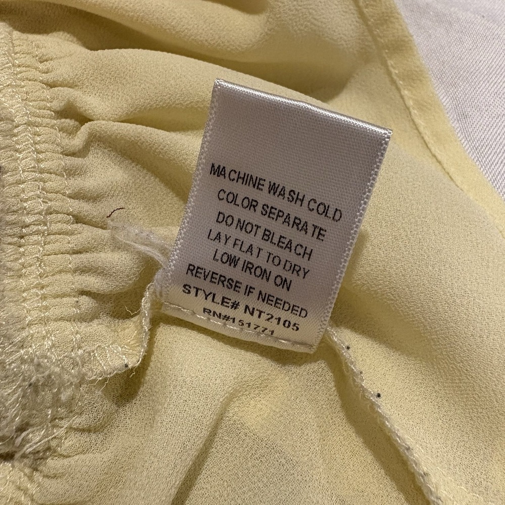 Heatherly Woman's Gale Yellow Smocked Cropped Blouse Short Sleeve Size Small - Picture 7 of 7
